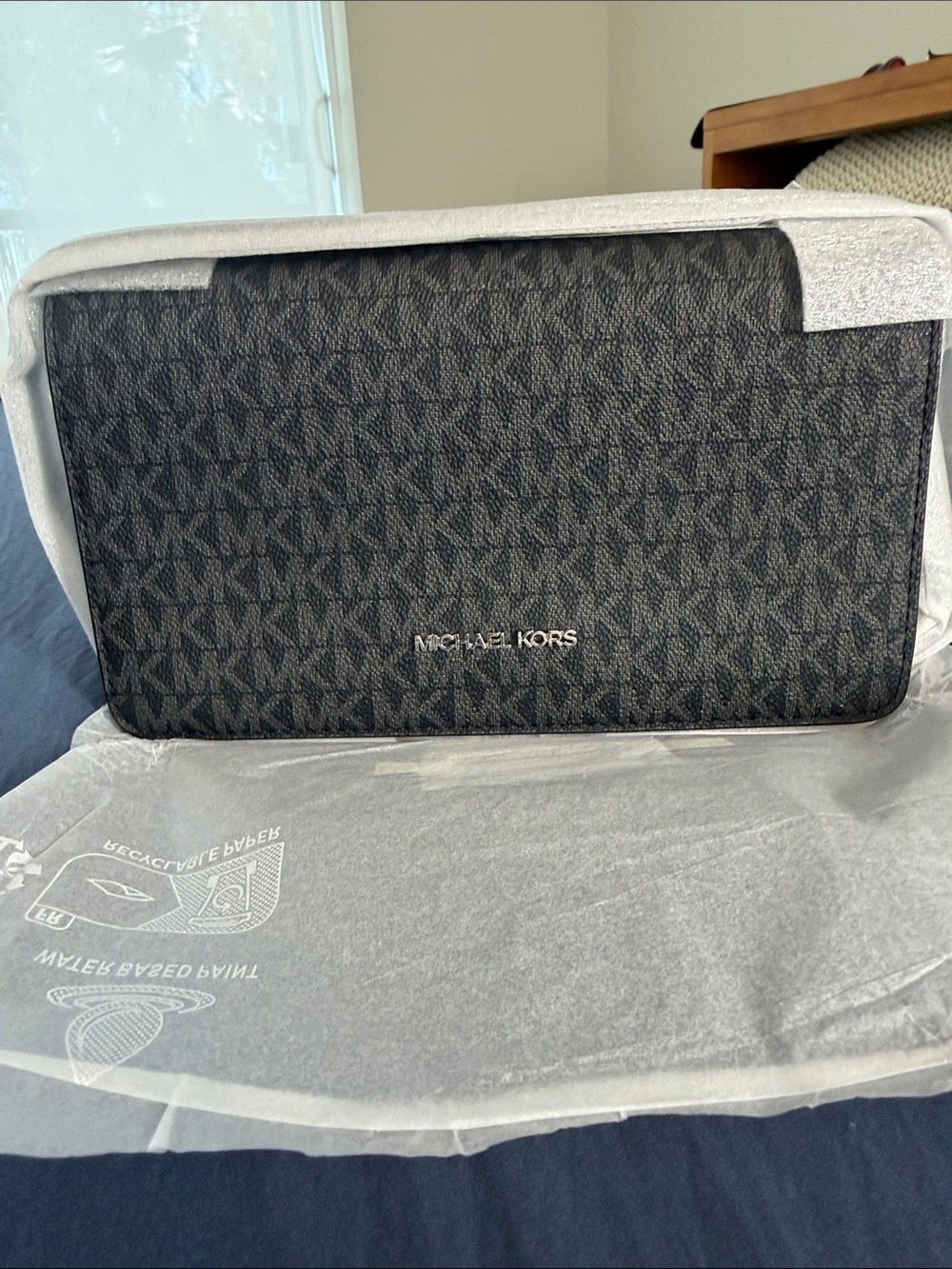 Michael Kors Jet Set Medium MK Logo Chain Full Flap Crossbody Bag Black